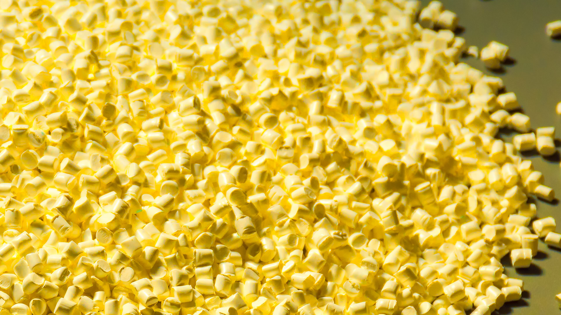 Gomex MASTER BATCH un concentrado de color para la pigmentación de diferentes tipos de plásticos